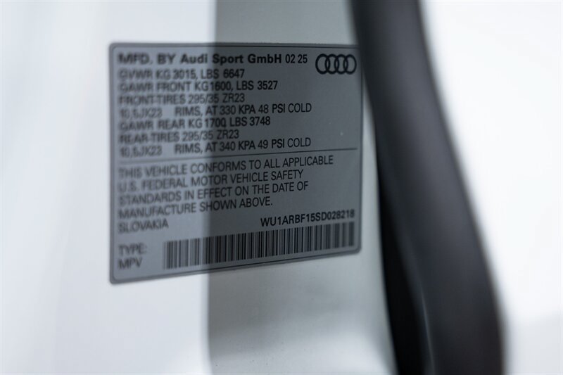 Used 2025 Audi RS Q8 performance AWD/4WD image 37