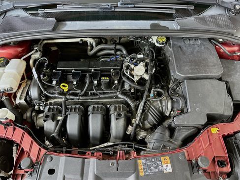 Used 2015 Ford Focus SE image 31