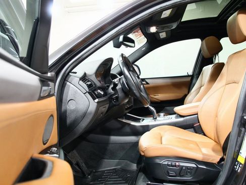 Used 2018 BMW X4 M40i image 19