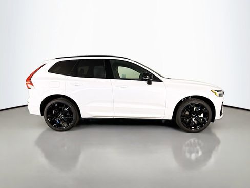 New 2026 Volvo XC60 T8 Ultra w/ Climate Package PRO image 8