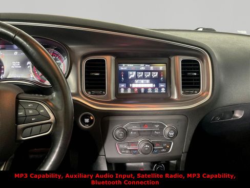 Used 2021 Dodge Charger SXT w/ Leather Interior Group RWD image 9