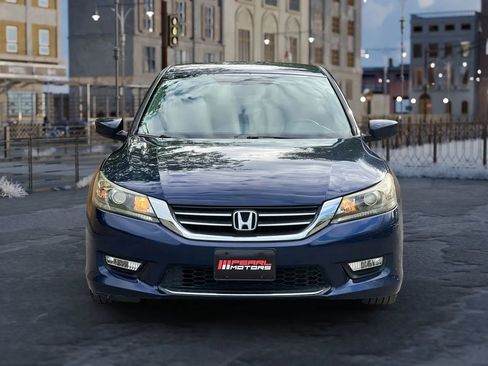 Used 2013 Honda Accord Sport image 2