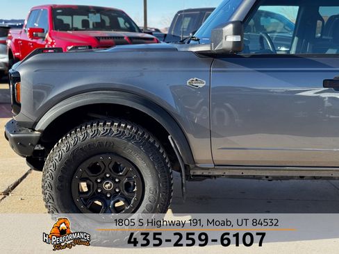 Used 2023 Ford Bronco Wildtrak image 12