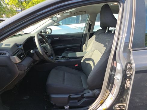 Used 2025 Toyota Camry LE FWD image 3