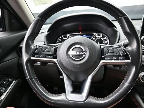 Used 2024 Nissan Altima 2.5 SR FWD image 26
