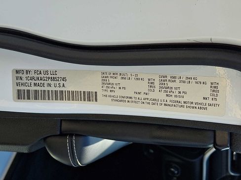 Used 2023 Jeep Grand Cherokee L Laredo AWD/4WD image 29