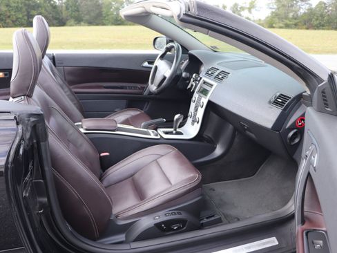 Used 2012 Volvo C70 T5 image 16