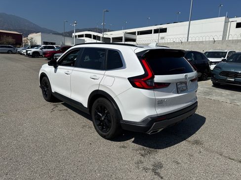 Used 2023 Honda CR-V Sport image 4