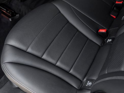 Used 2023 Mercedes-Benz GLC 300 4MATIC Coupe image 32