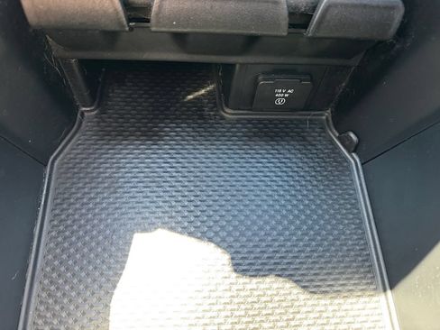 Used 2019 RAM 1500 Sport w/ Advanced Safety Group AWD/4WD image 21