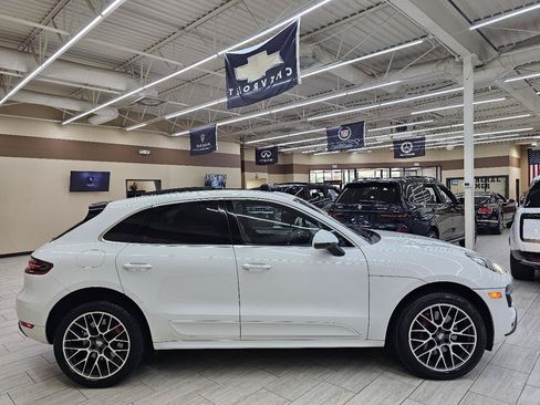 Used 2017 Porsche Macan Turbo AWD/4WD image 5