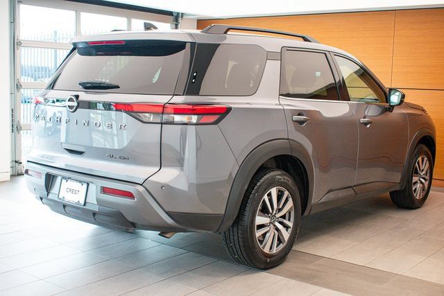 Used 2026 Nissan Pathfinder SL AWD/4WD image 6