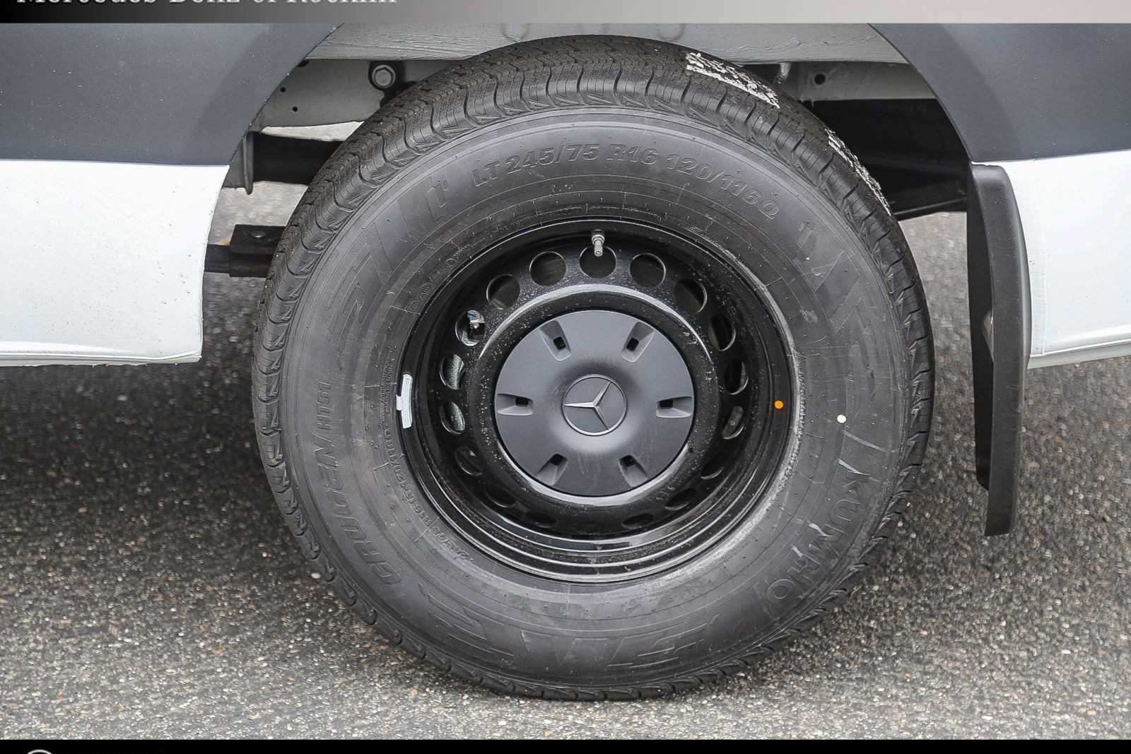New 2024 Mercedes-Benz Sprinter 2500 image 9