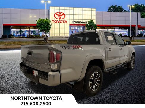 Used 2023 Toyota Tacoma TRD Sport w/ Advanced Technology Package image 39