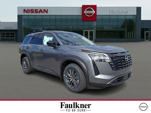 New 2026 Nissan Pathfinder SV image 1