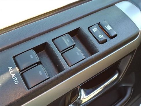 Used 2015 Toyota 4Runner SR5 image 13