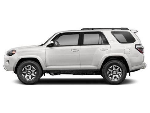 Certified 2021 Toyota 4Runner TRD Off-Road Premium w/ Moonroof Package image 2