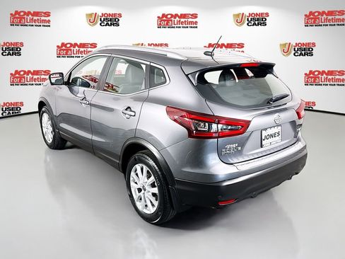 Certified 2022 Nissan Rogue Sport SV w/ Technology Package image 2