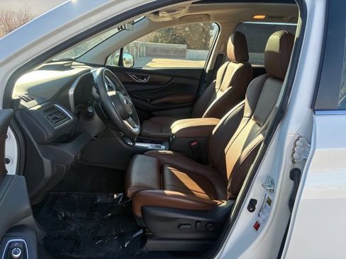 Used 2023 Subaru Ascent Touring image 11