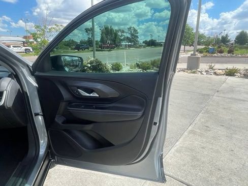 Used 2023 GMC Terrain SLT w/ Elevation Edition AWD/4WD image 33