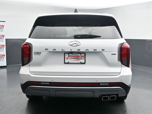 Used 2023 Hyundai Palisade Limited AWD/4WD image 8