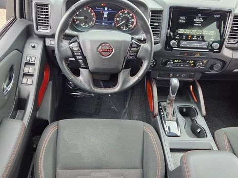 Used 2022 Nissan Frontier PRO-4X w/ Technology Package image 7