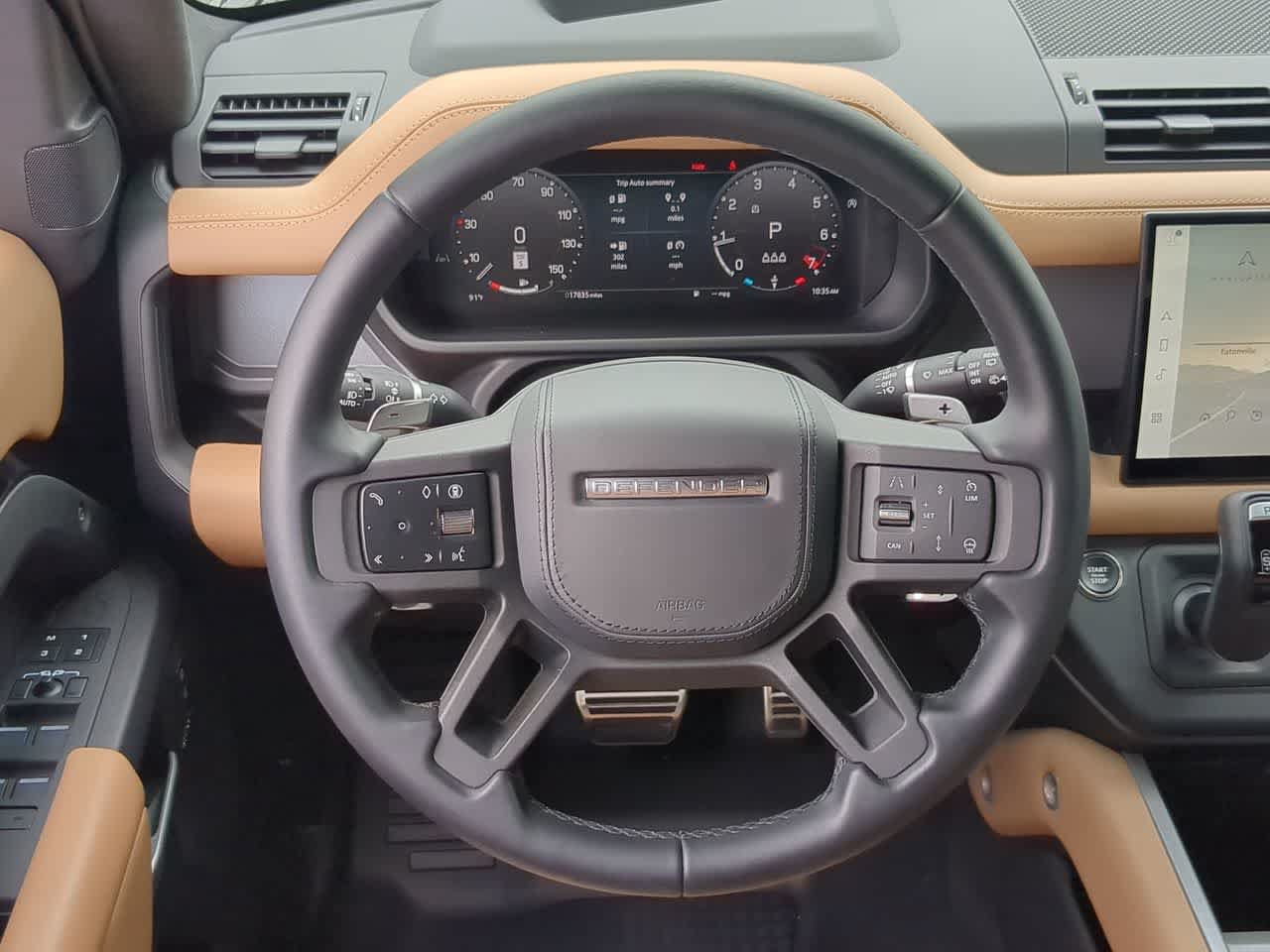 Certified 2025 Land Rover Defender 110 V8 AWD/4WD image 25