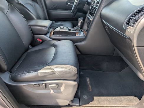 Used 2023 Nissan Armada SL w/ Captain's Chairs Package AWD/4WD image 32