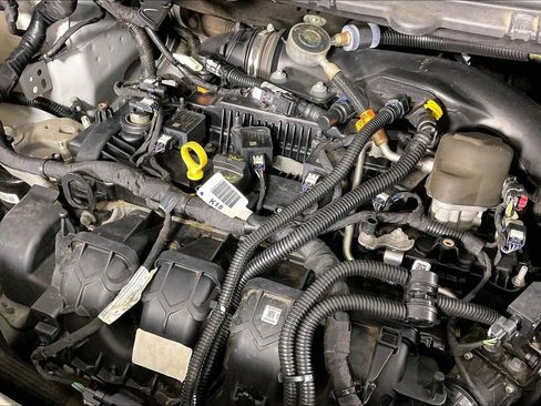 Used 2019 Ford Edge SE w/ SE Fleet Driver's Package image 30