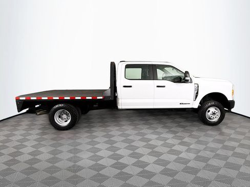 Used 2023 Ford F350 XL w/ Snow Plow Prep Package AWD/4WD image 8