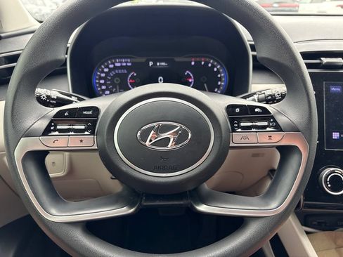 Used 2022 Hyundai Tucson SEL AWD/4WD image 2