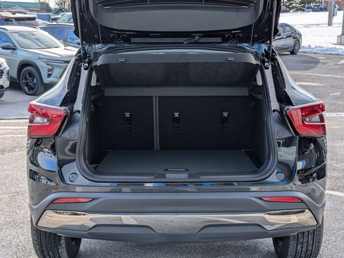 New 2026 Chevrolet Trax ACTIV w/ Driver Confidence Package image 9