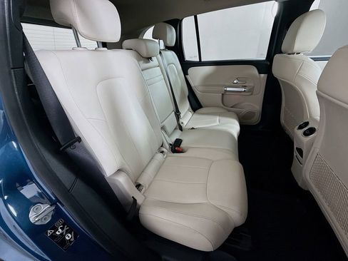 Used 2023 Mercedes-Benz GLB 250 GLB 250 image 27