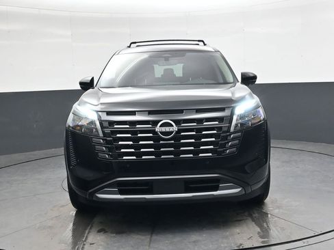 New 2026 Nissan Pathfinder SL image 10