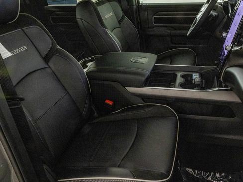 New 2026 RAM 3500 Laramie AWD/4WD image 36