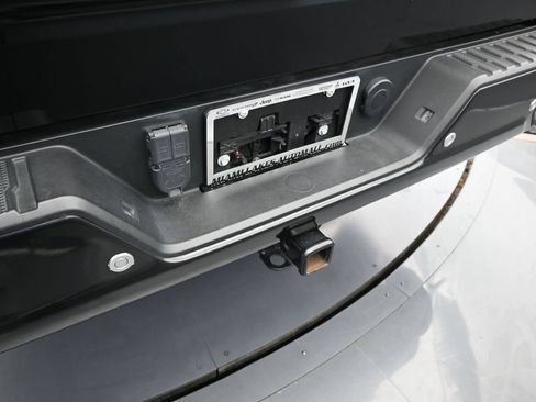 Used 2022 Chevrolet Silverado 1500 LTZ RWD image 47