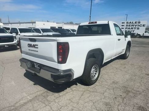 New 2026 GMC Sierra 1500 Pro image 8