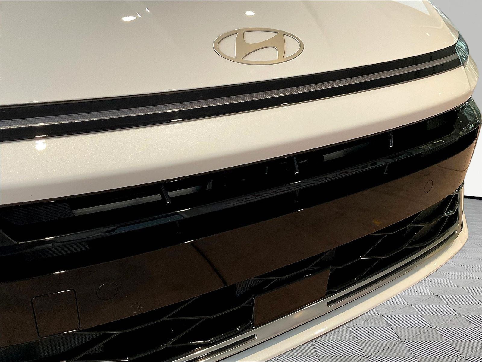 Used 2024 Hyundai Sonata SEL w/ Convenience Package FWD image 30