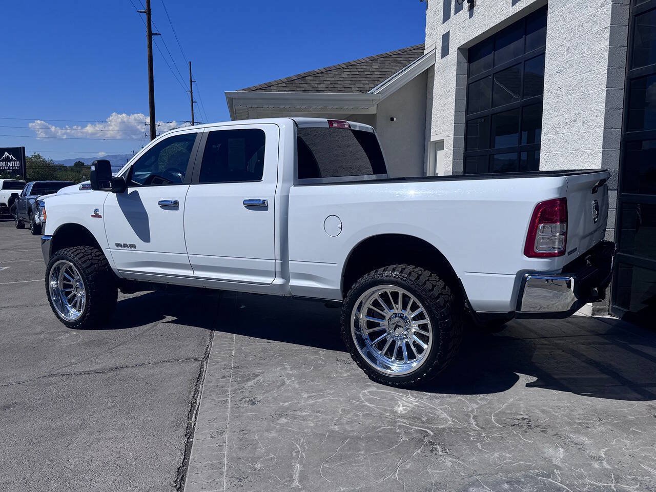 Used 2023 RAM 2500 Big Horn w/ Cold Weather Group AWD/4WD image 13