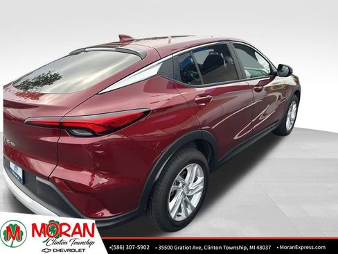 Used 2024 Buick Envista Preferred w/ Convenience I Package FWD image 4