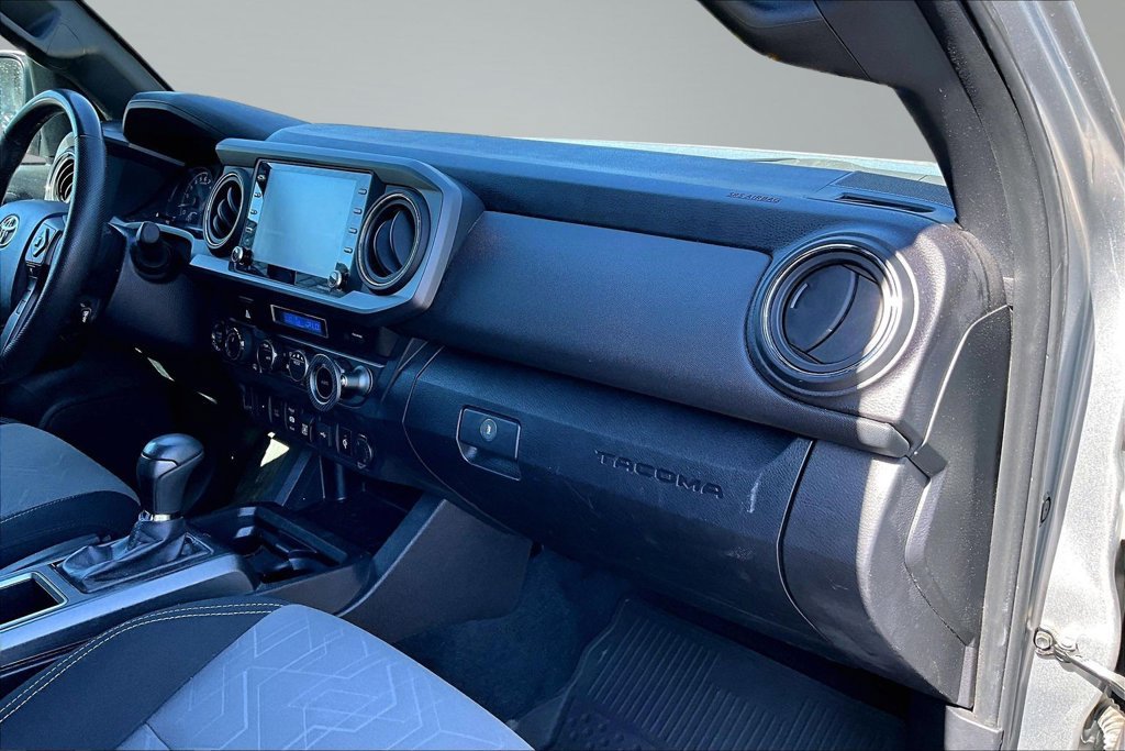 Used 2023 Toyota Tacoma TRD Off-Road AWD/4WD image 17