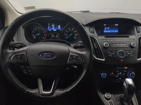 Used 2015 Ford Focus SE w/ Equipment Group 201A FWD image 22