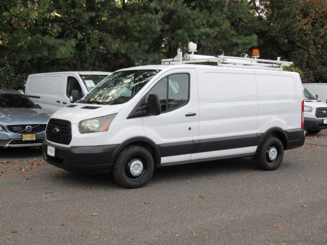 Used 2015 Ford Transit 150 130 Low Roof RWD image 2