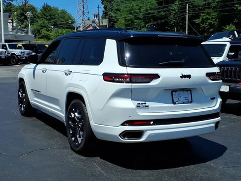 Certified 2024 Jeep Grand Cherokee L Summit AWD/4WD image 6