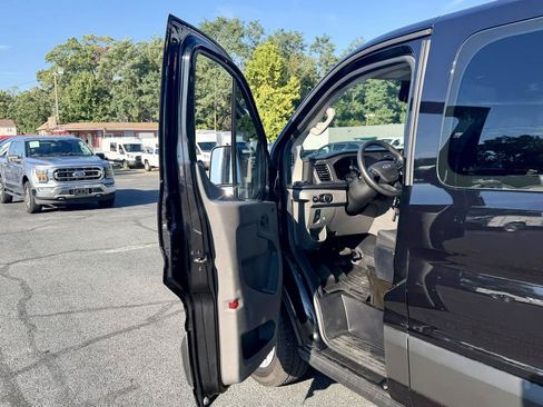 Used 2021 Ford Transit 350 XLT RWD image 14