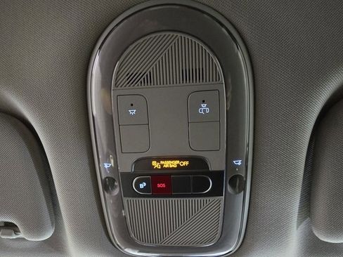 New 2025 Hyundai Ioniq 5 SE image 23