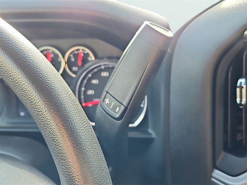 Used 2022 Chevrolet Silverado 1500 Custom Trail Boss w/ Safety Confidence Package image 24