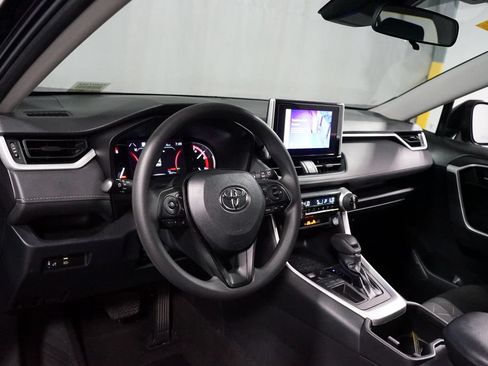 Certified 2023 Toyota RAV4 XLE FWD image 11