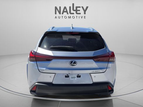 Used 2023 Lexus UX 250h FWD w/ Accessory Package (Z1) image 5