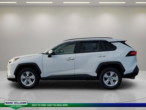 Used 2020 Toyota RAV4 XLE image 7